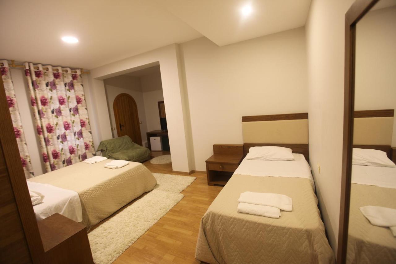 Hotel Sofo Dukat Экстерьер фото