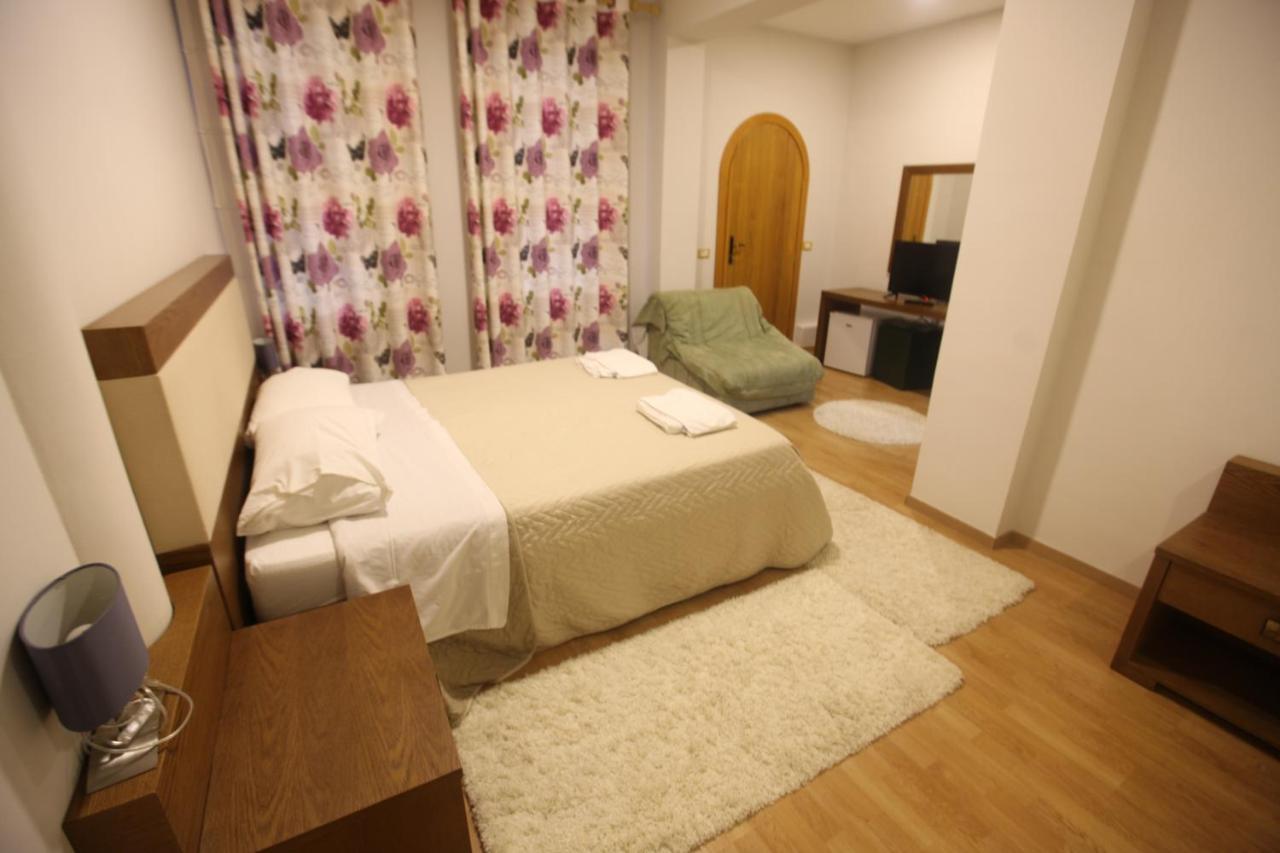 Hotel Sofo Dukat Экстерьер фото