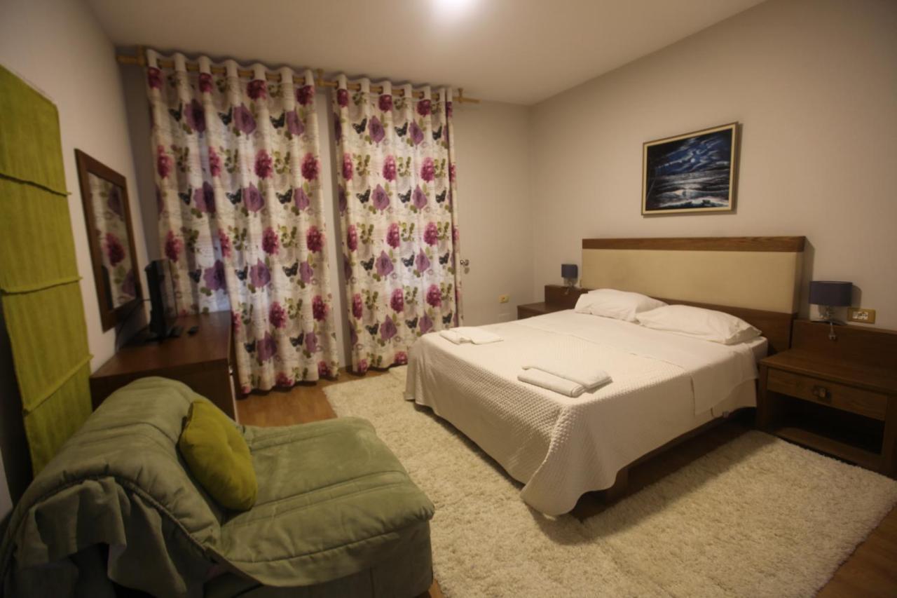 Hotel Sofo Dukat Экстерьер фото